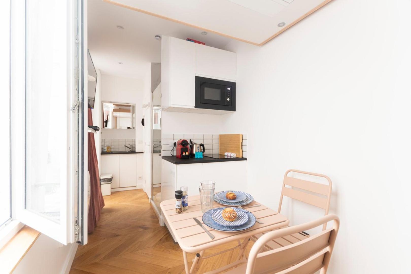 Super Central Mini Studio - 2 Pax, Murphy Bed Paris Dış mekan fotoğraf
